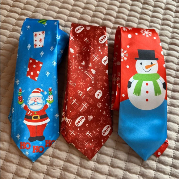 Men's Christmas/Holiday Neck Ties Bundle of 3 New 🎅🏻 🎄 - Picture 2 of 3